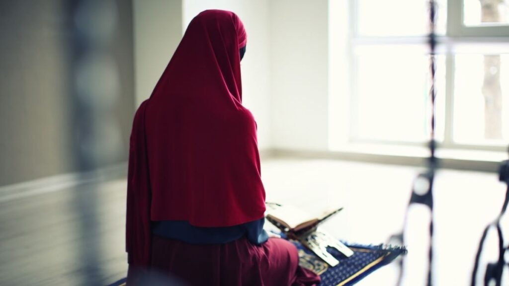 পুরুষ ও নারী কোথায় ই‘তিকাফ করবেন?